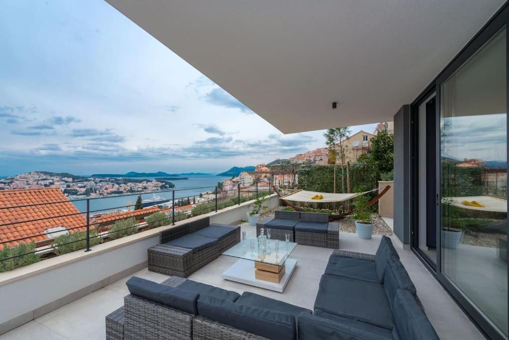 Apartamento Walking Distance Old Town 120m2,garden,view,garage