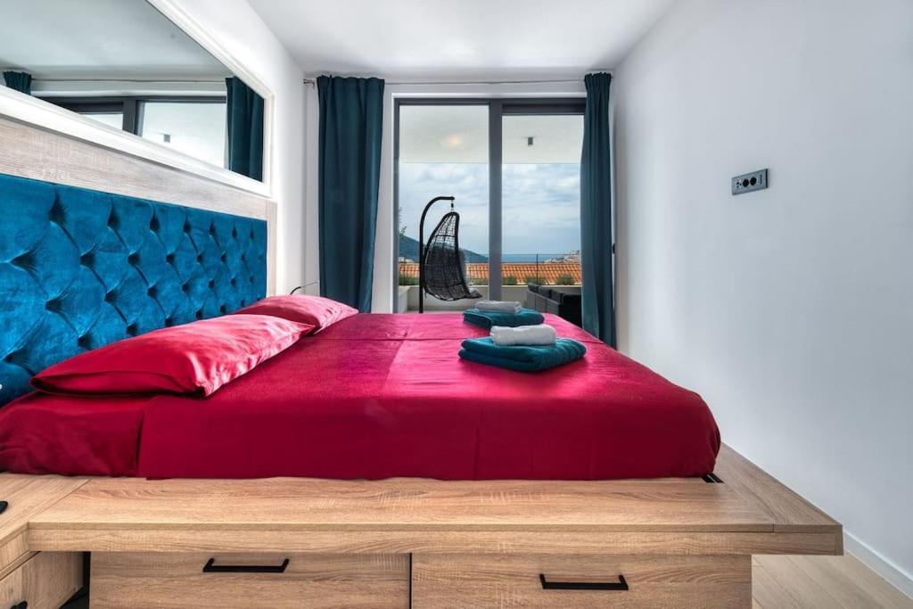Apartamento Walking Distance Old Town 120m2,garden,view,garage