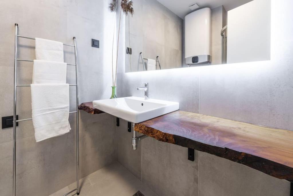 Walking Distance Old Town 120m2,garden,view,garage Apartamento Dubrovnik